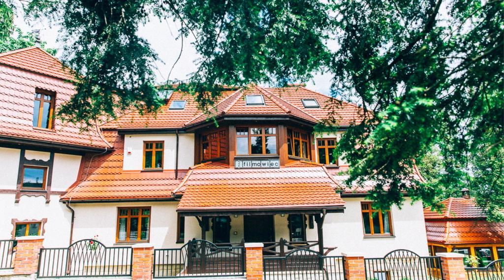 Villa Filmowiec Polanica-Zdroj Bagian luar foto